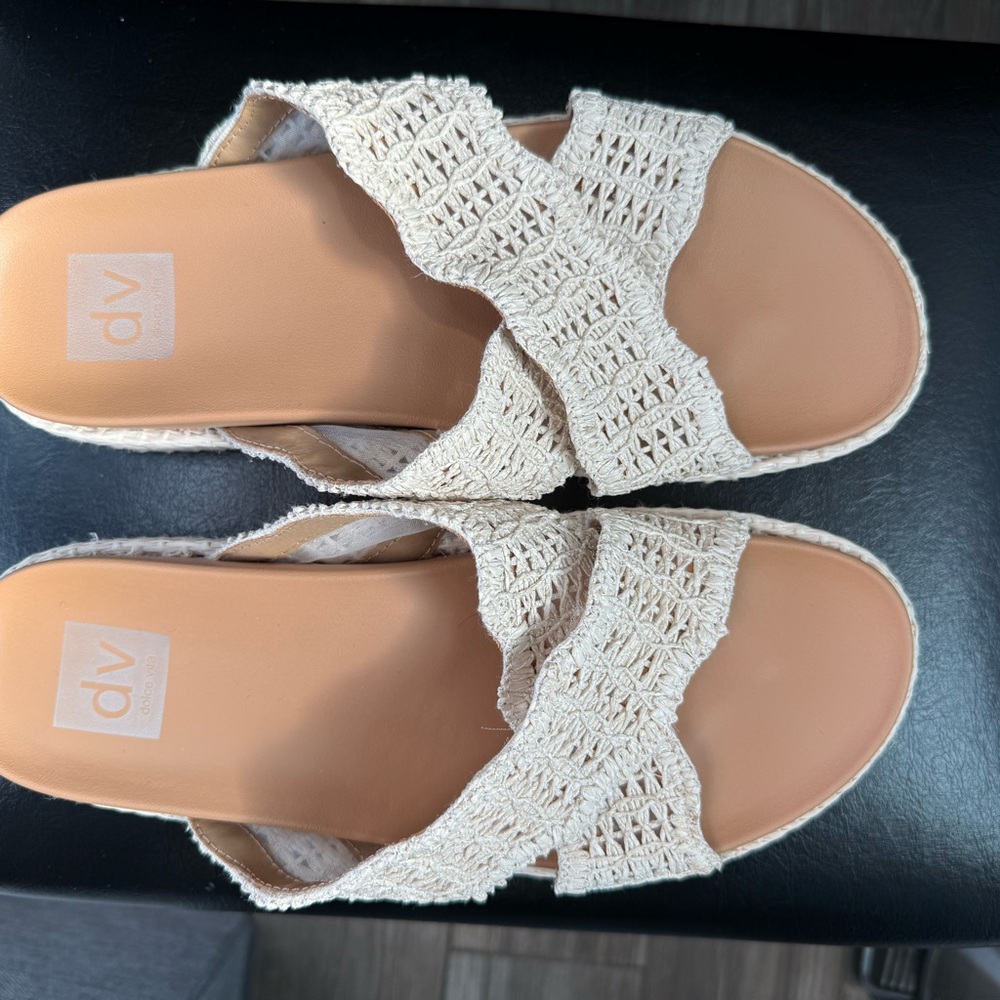 DV by Dolce Vita Women's Tan Crochet Sandals